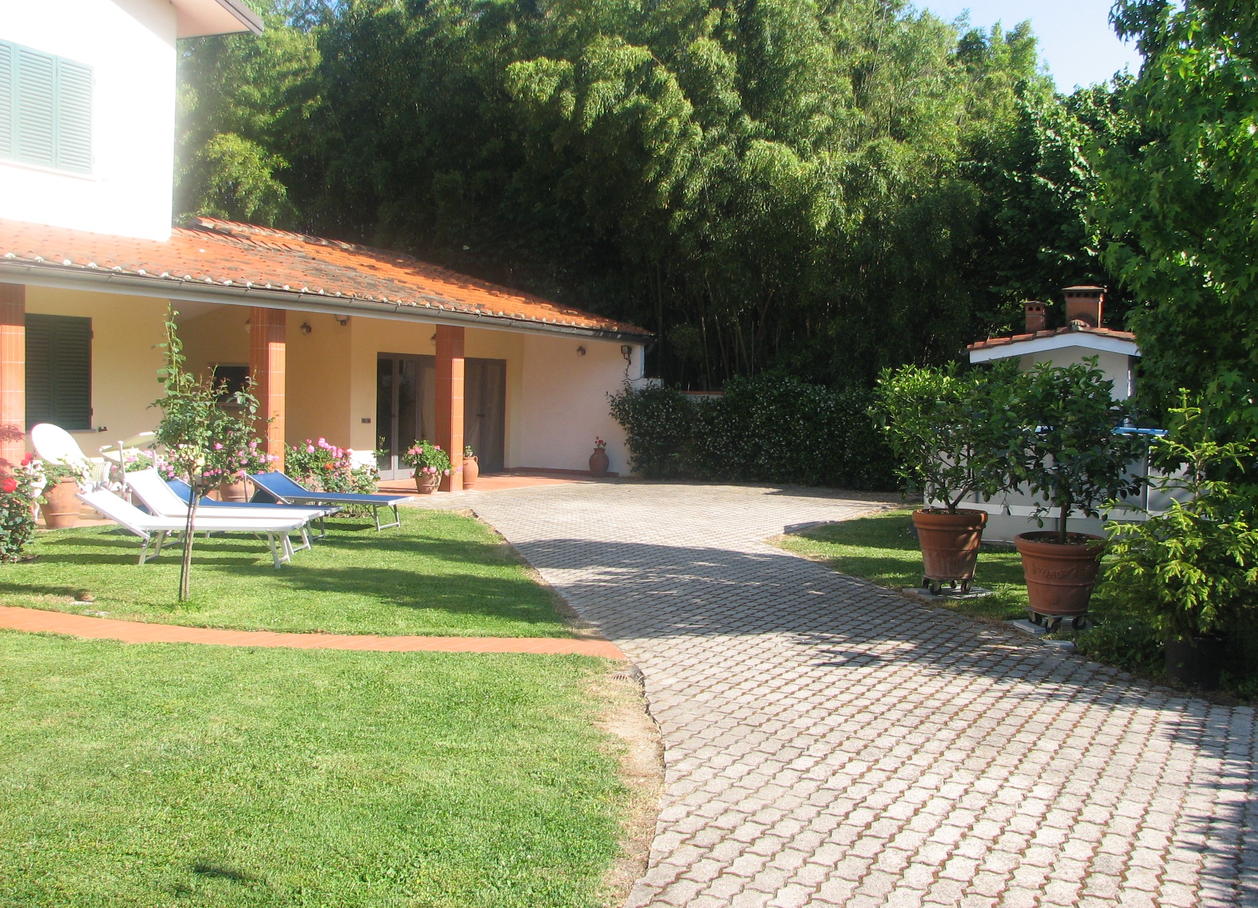 Vacanze dai Parenti, Lucca
